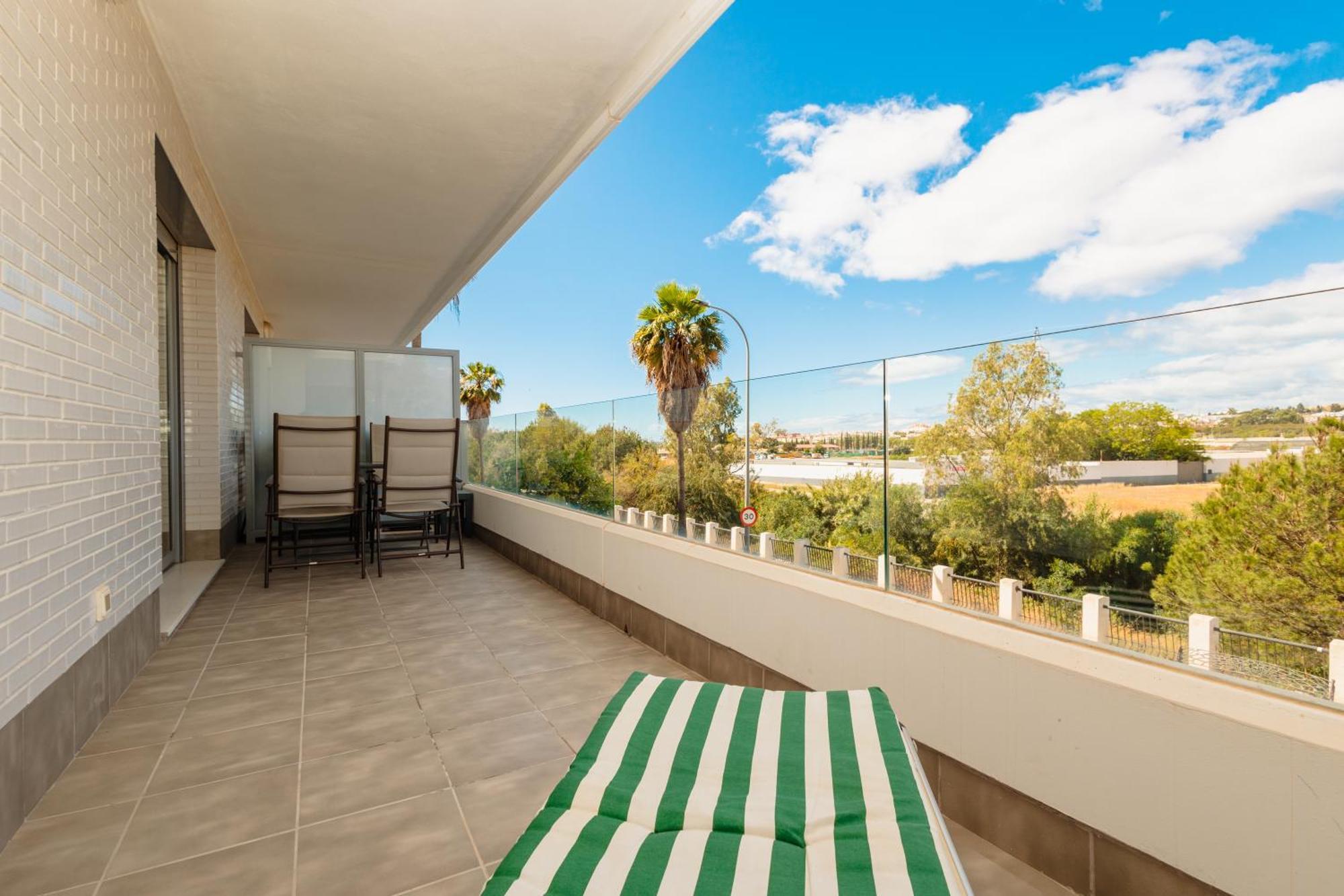 Apartamento Contemporary 2 Bedroom In Nueva Andalucia *
